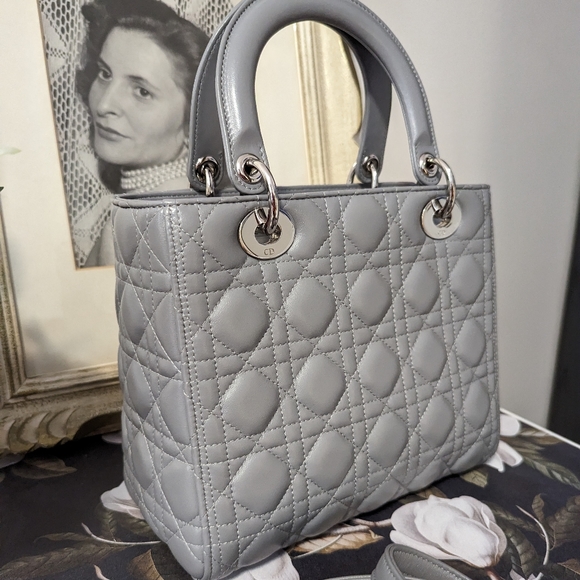 Christian Dior Medium Lady Dior - Picture 6 of 17